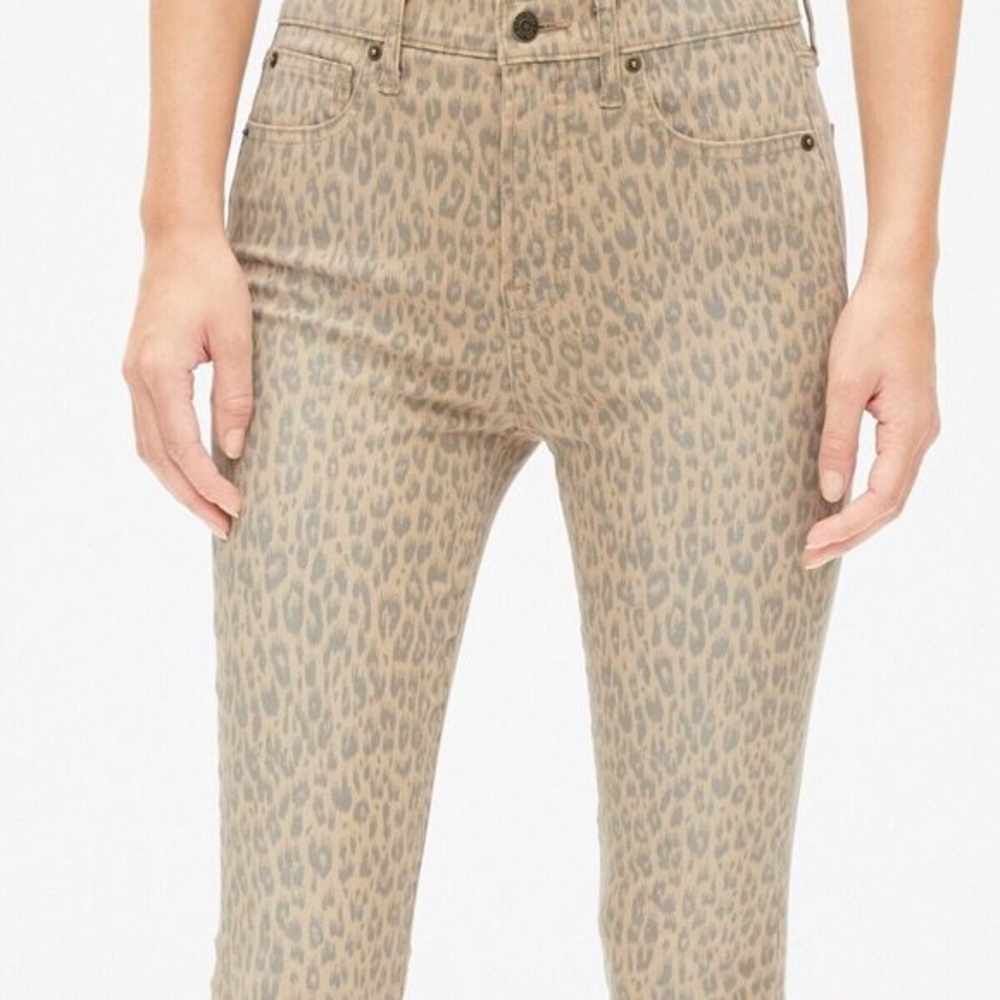 Gap hi rise true skinny leopard print jeans